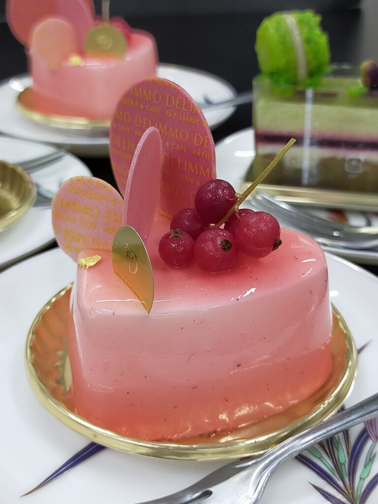 デリーモ　ケーキ　フラミンゴ