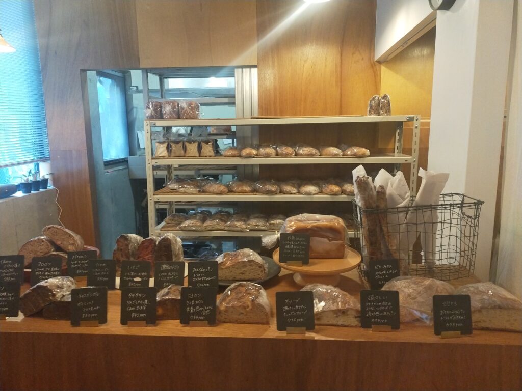 したからむかな店内